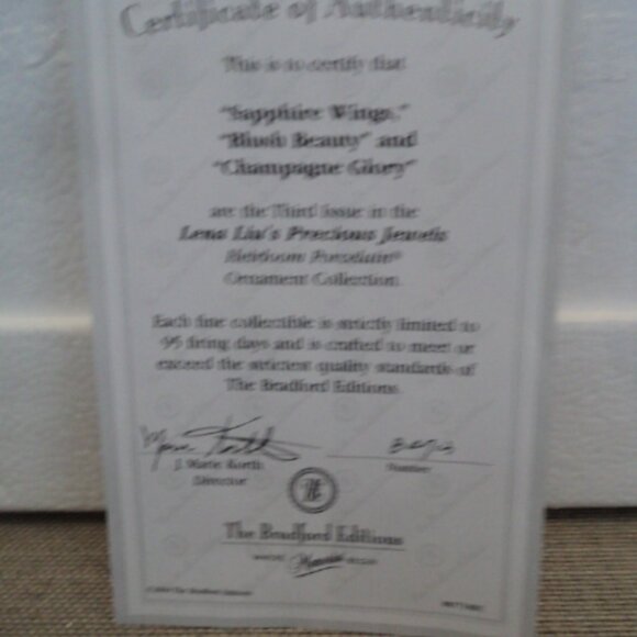 porcelain hummingbird ornaments~ lot of 3 - Picture 6 of 6